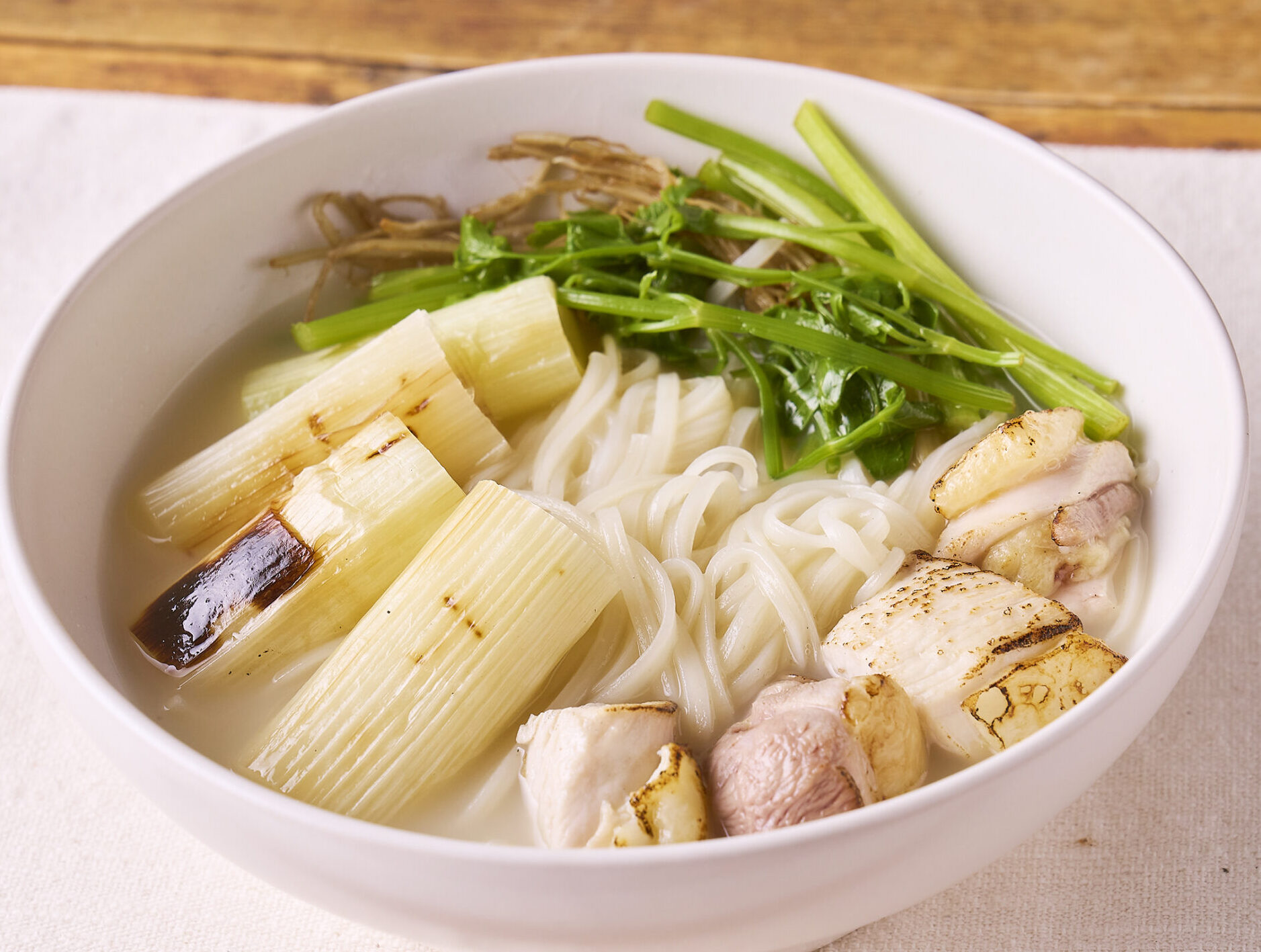 鶏白湯煮込み稲庭うどん